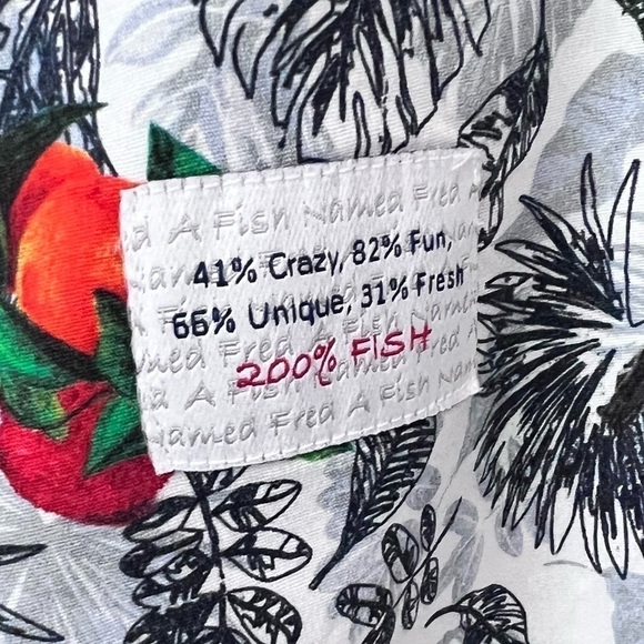 A Fish Named Fred Toucan Leaf Print Colorful Short Sleeve Shirt from Amsterdam M - Picture 9 of 14